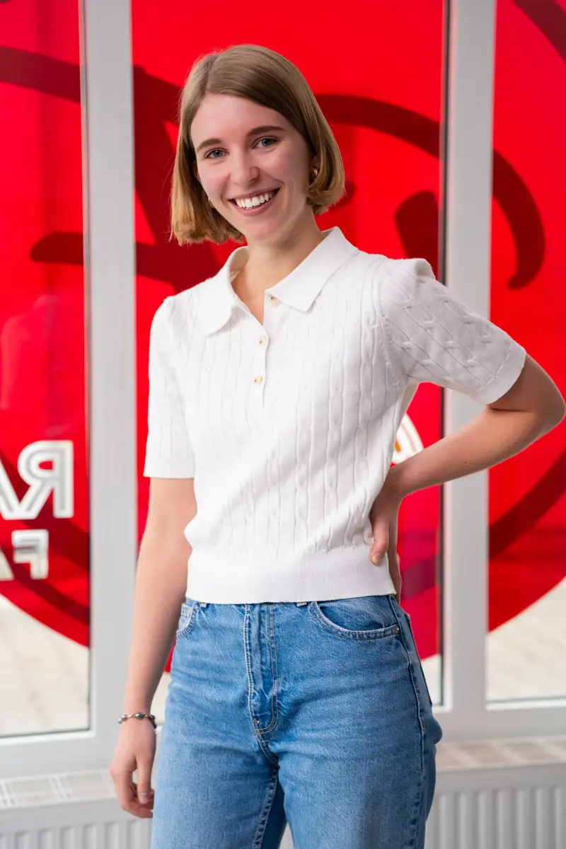Melanie Golder, Büro / Simulator