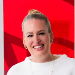 Ramona Frischholz, Inhaberin der Fahrschule